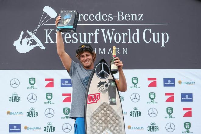 Towing to the top of the podium - Keahi – GKA Kite-Surf World Tour ©  Joern Pollex